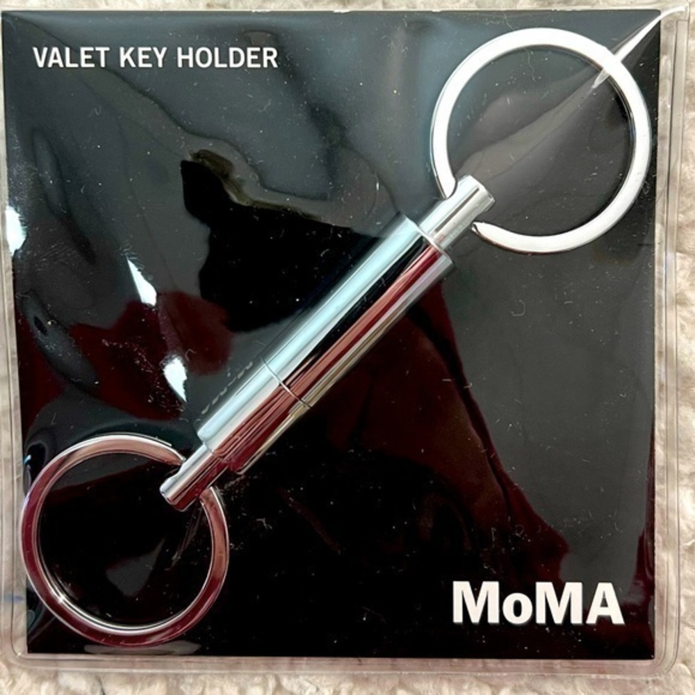 Modern Museum of Art Valet Key Holder